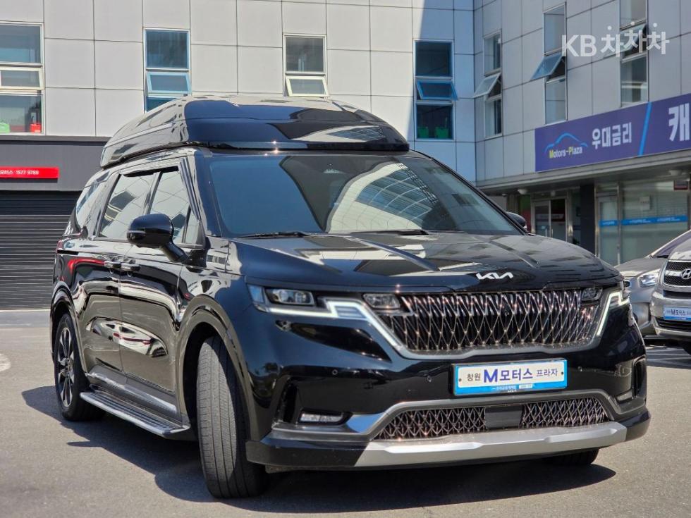 2023 - kia carnival