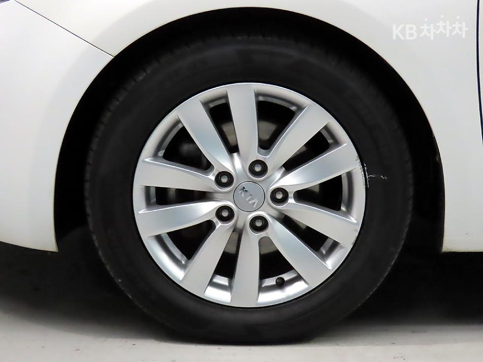 2013 - kia k3