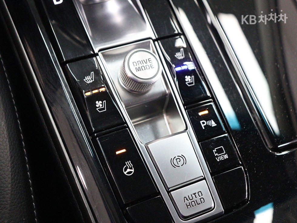 2020 - kia k7
