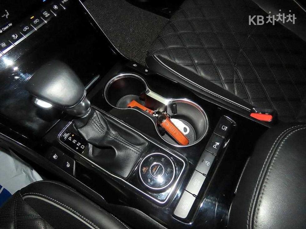 2020 - kia mohave