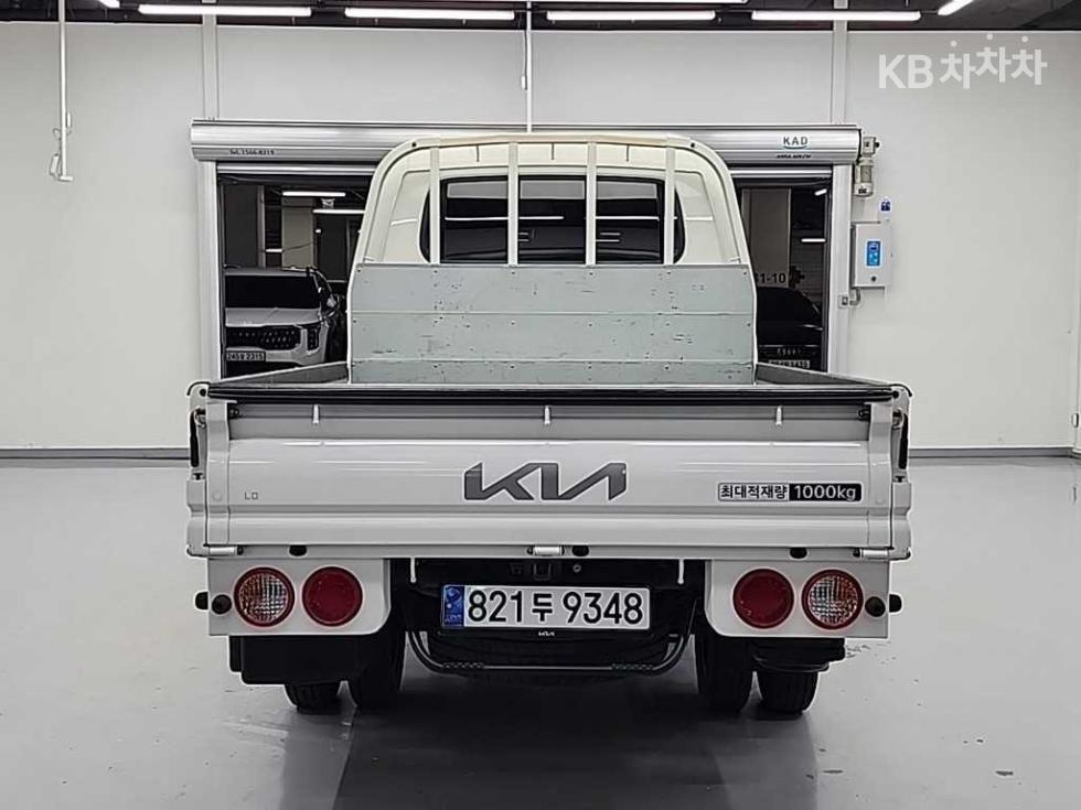 2023 - kia bongo iii
