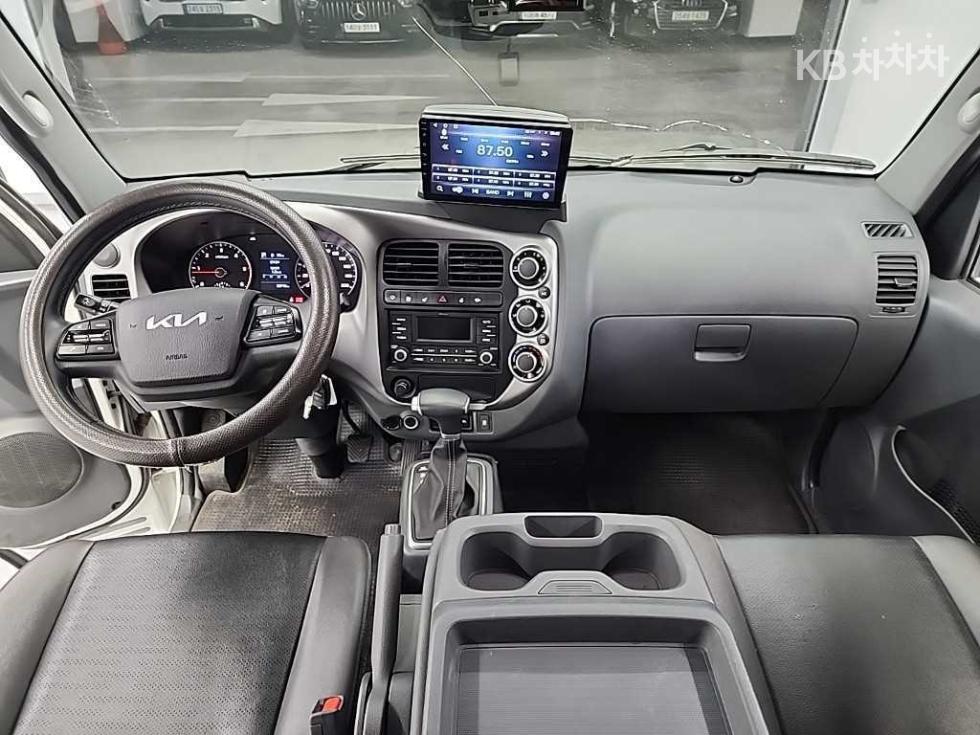 2023 - kia bongo iii
