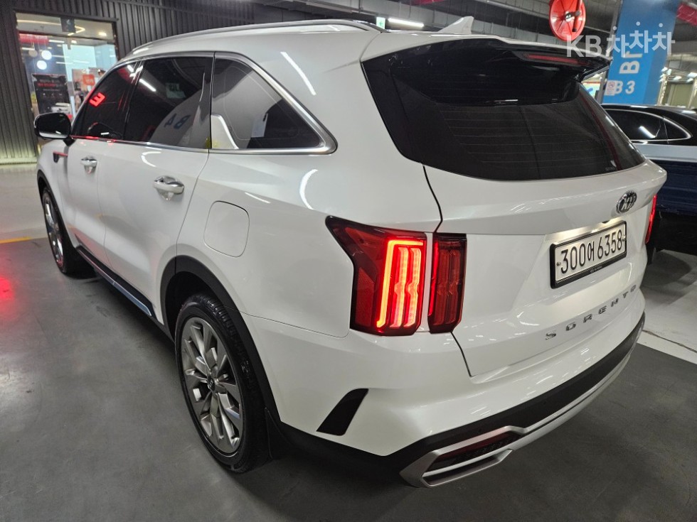 2021 - kia sorento