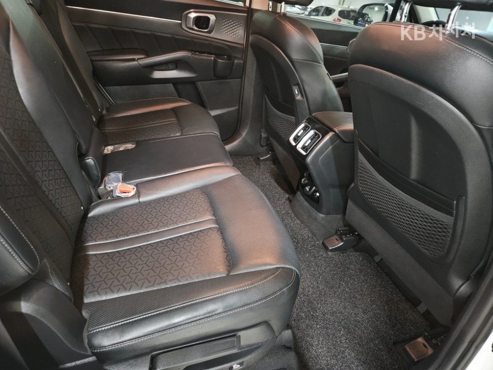 2021 - kia sorento