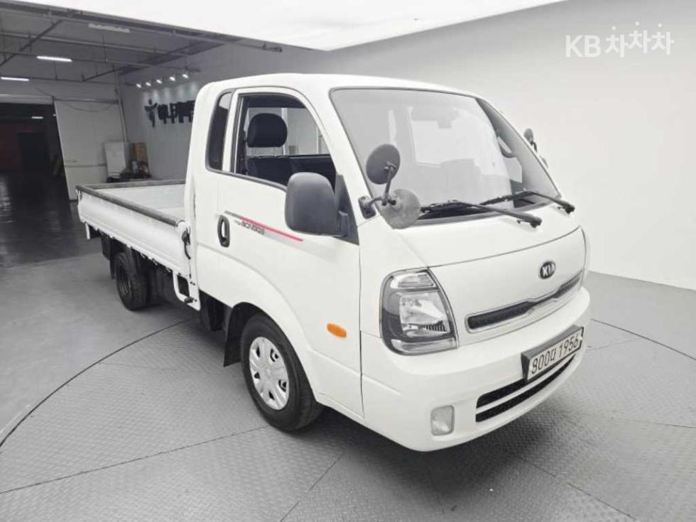 2020 - kia bongo iii