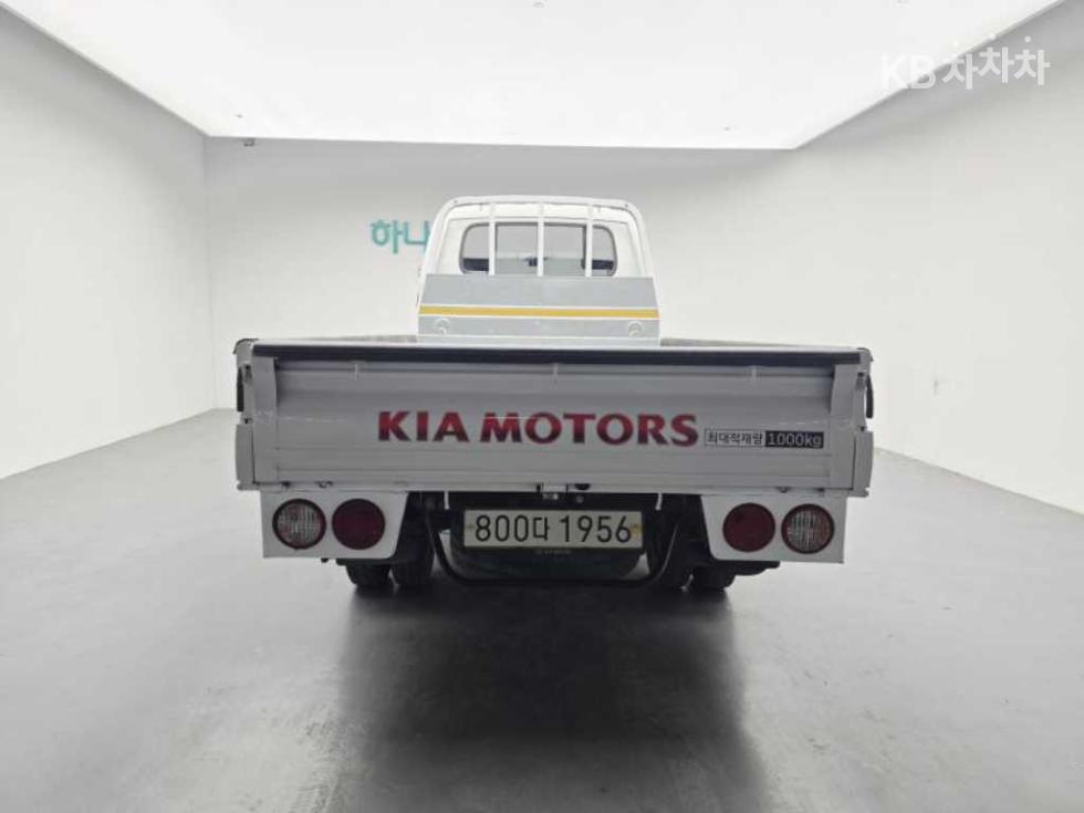 2020 - kia bongo iii