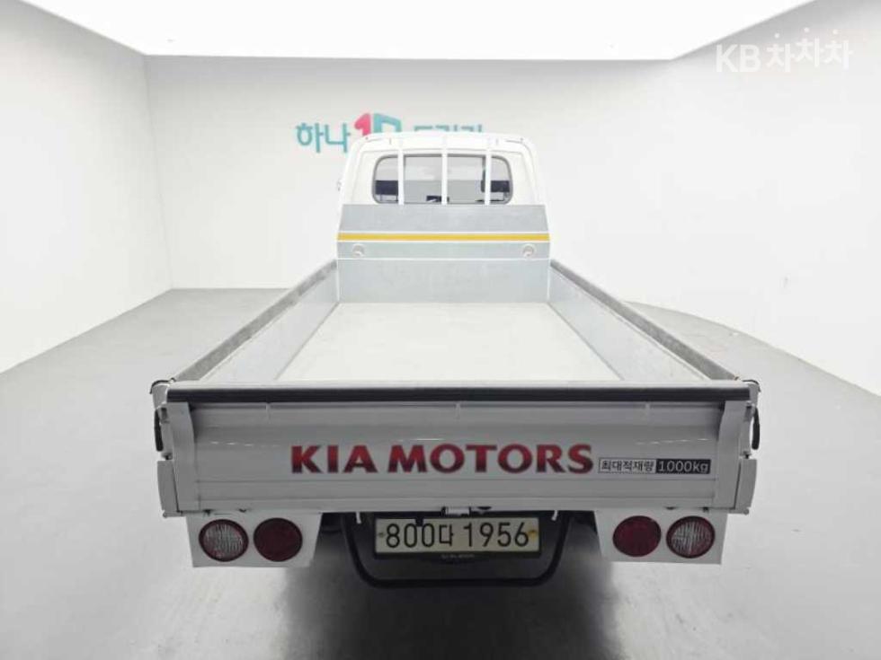 2020 - kia bongo iii