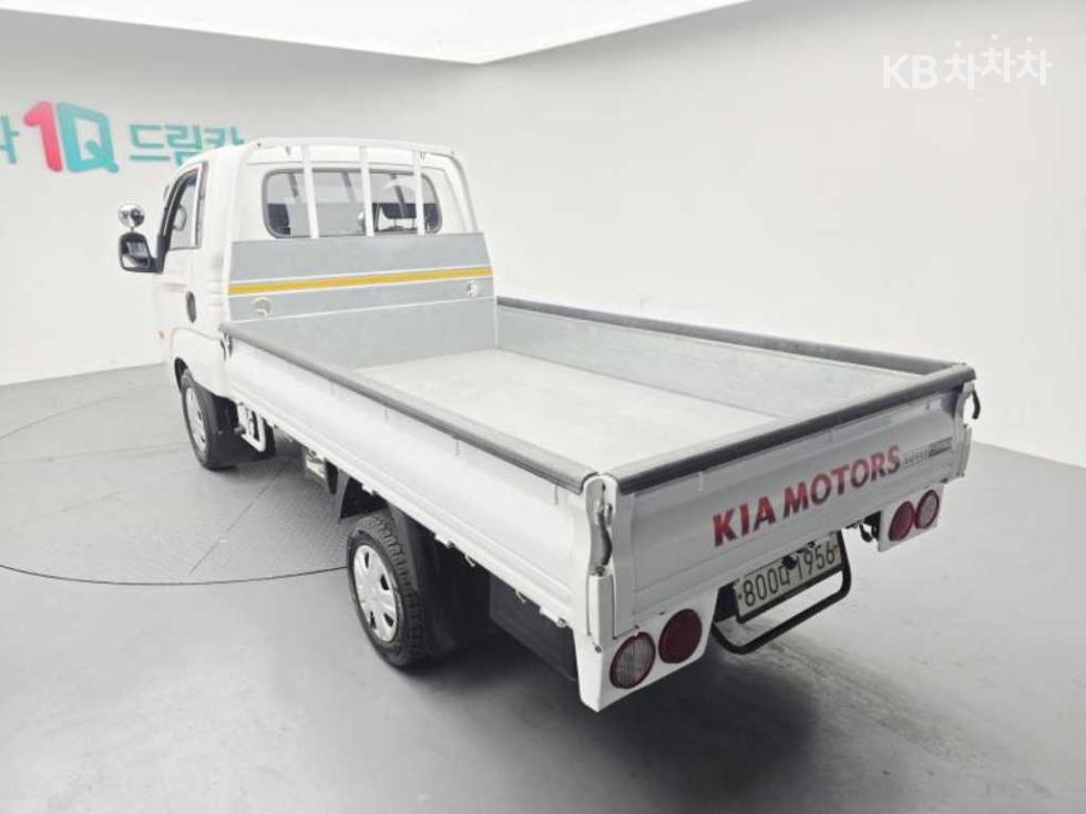 2020 - kia bongo iii