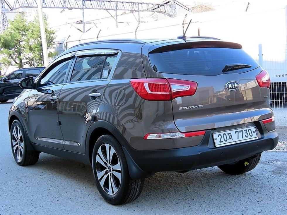 2011 - kia sportage