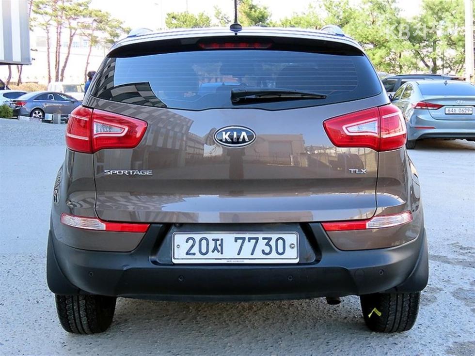2011 - kia sportage