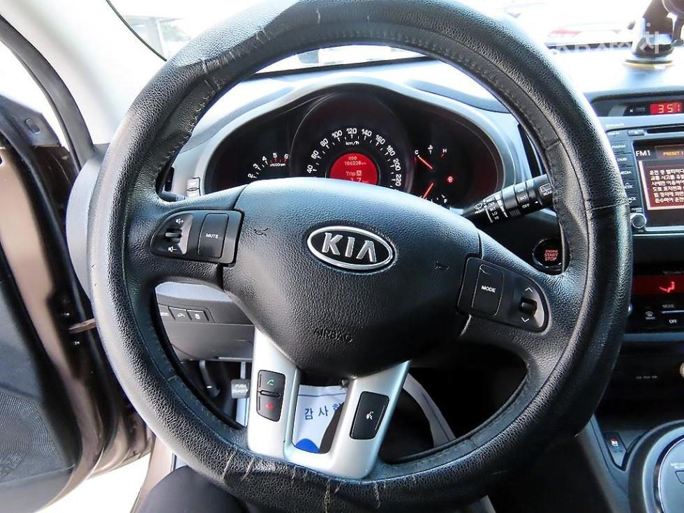 2011 - kia sportage