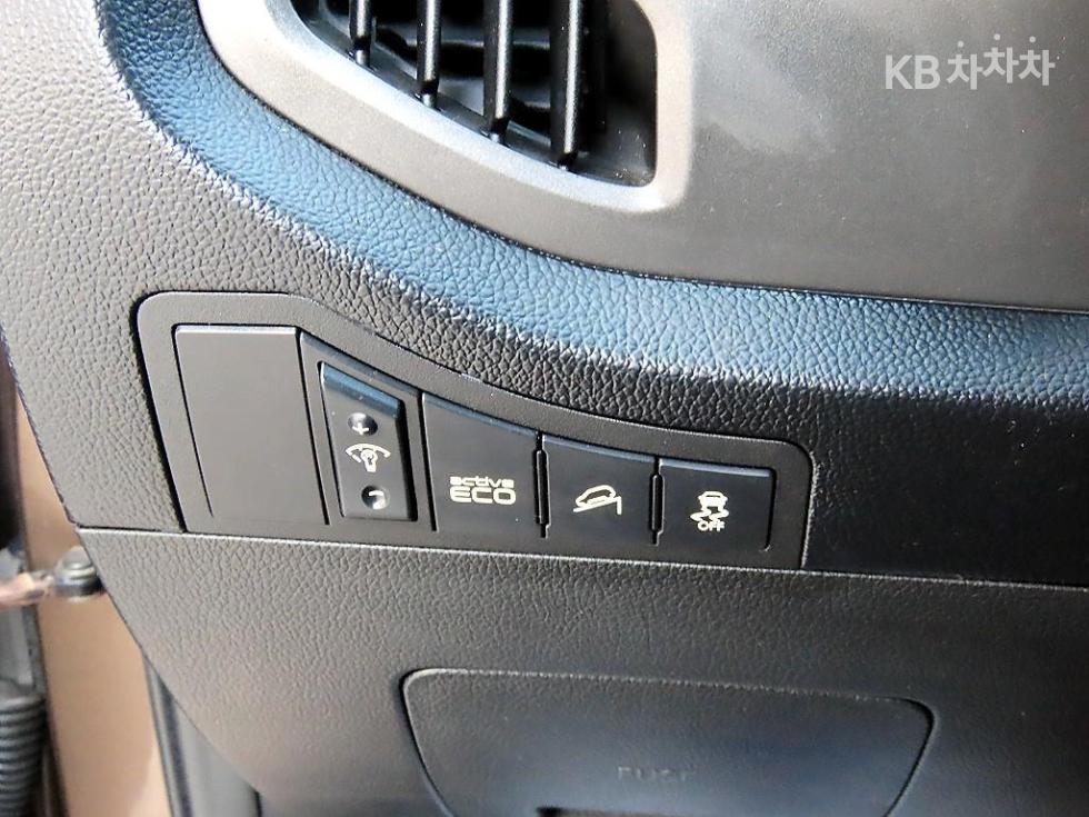 2011 - kia sportage