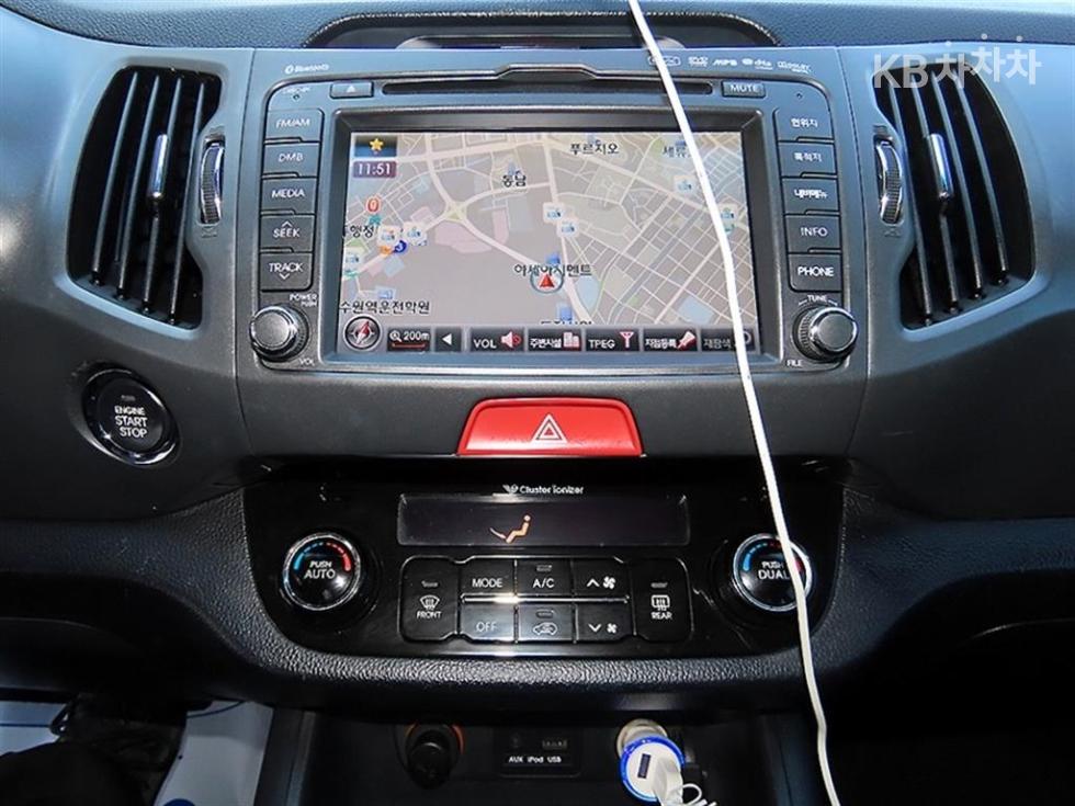 2011 - kia sportage