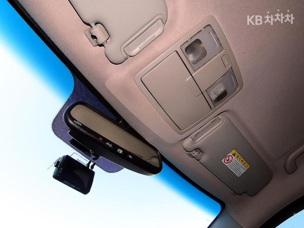 2011 - kia sportage