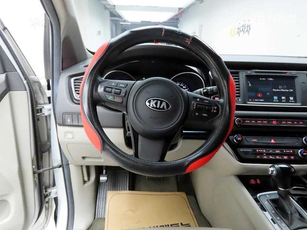 2015 - kia carnival