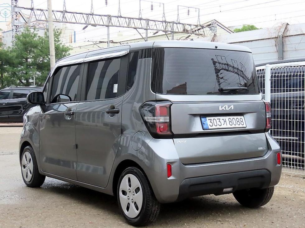 2023 - kia kia