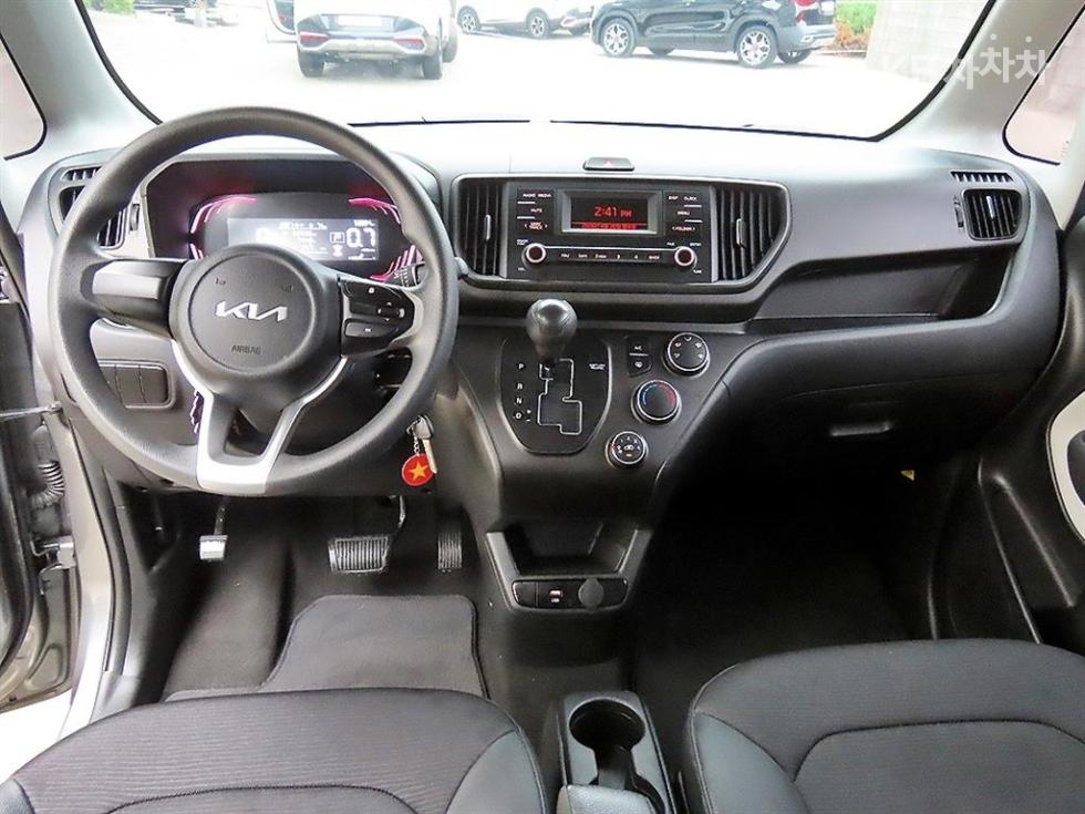 2023 - kia kia