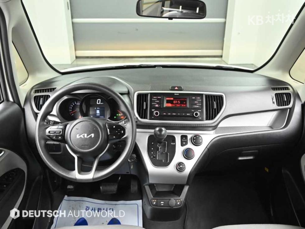 2022 - kia ray