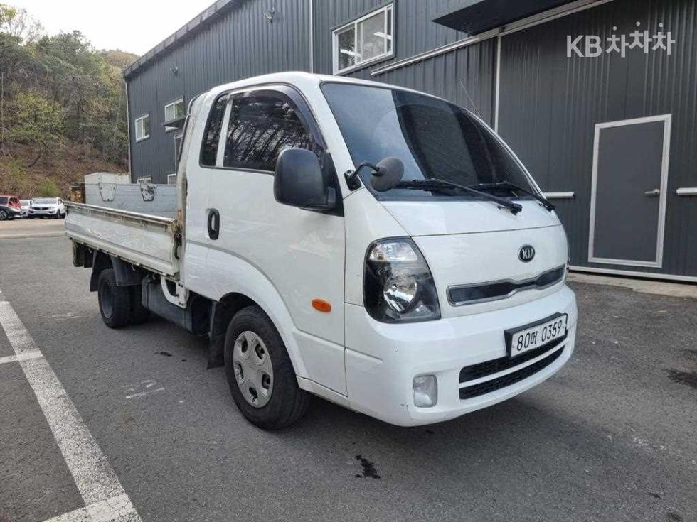 2015 - kia bongo iii