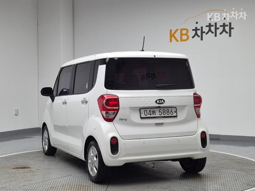 2018 - kia ray