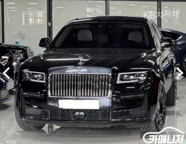 Rolls Royce Ghost 6.75 V12 SWB