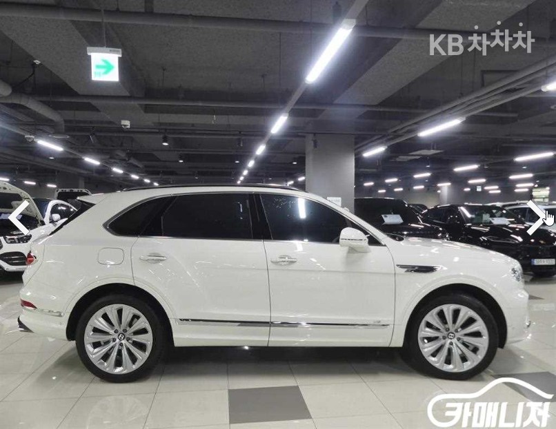 2021 - bentley bentayga