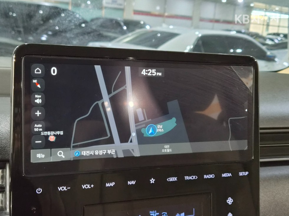 Hyundai Staria — miniaturë 12
