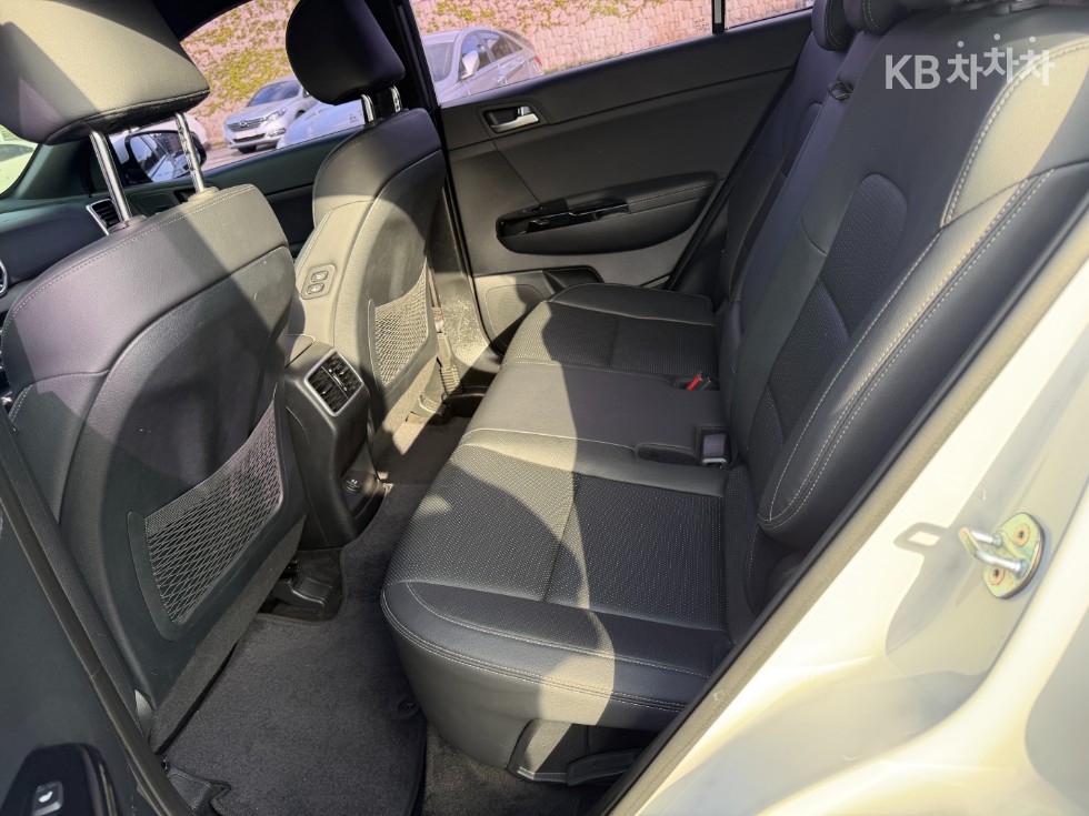 2019 - kia sportage
