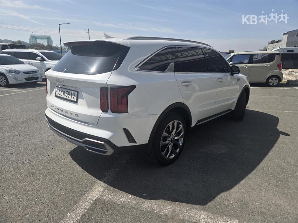 2022 - kia sorento