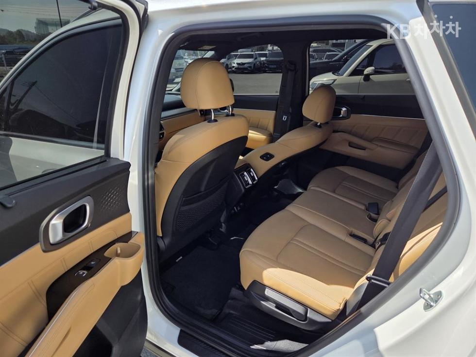 2022 - kia sorento