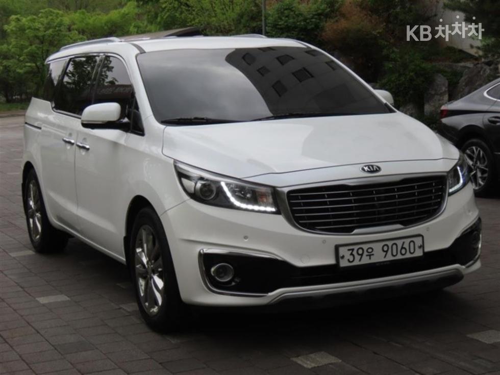 2018 - kia carnival