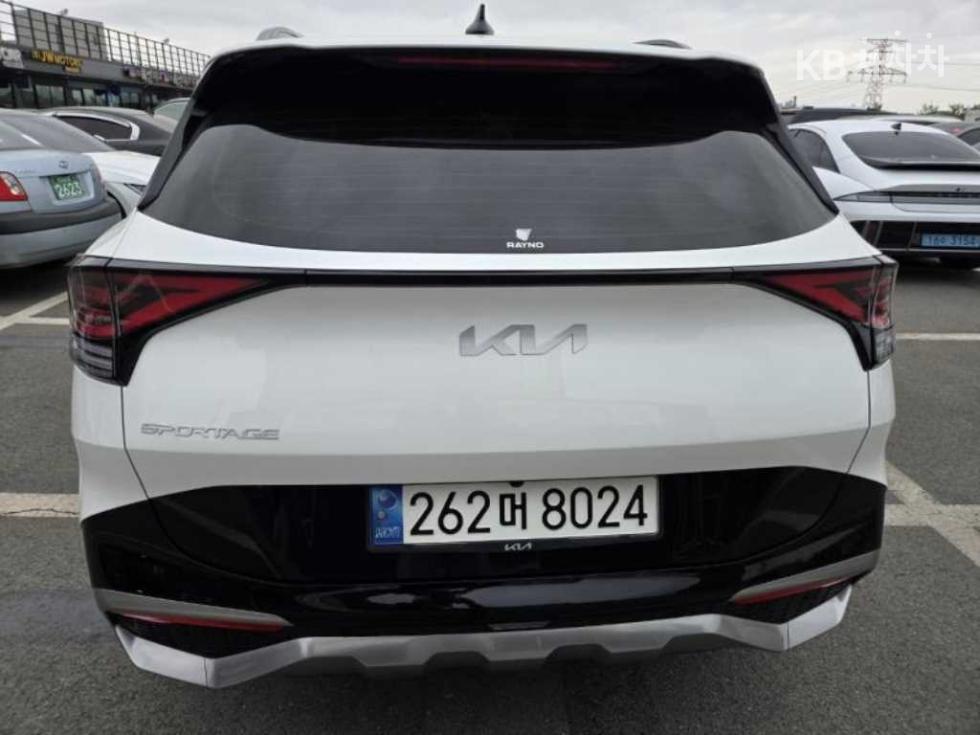 2022 - kia sportage