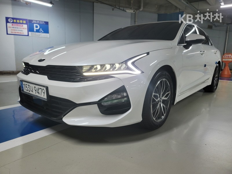 2021 - kia k5