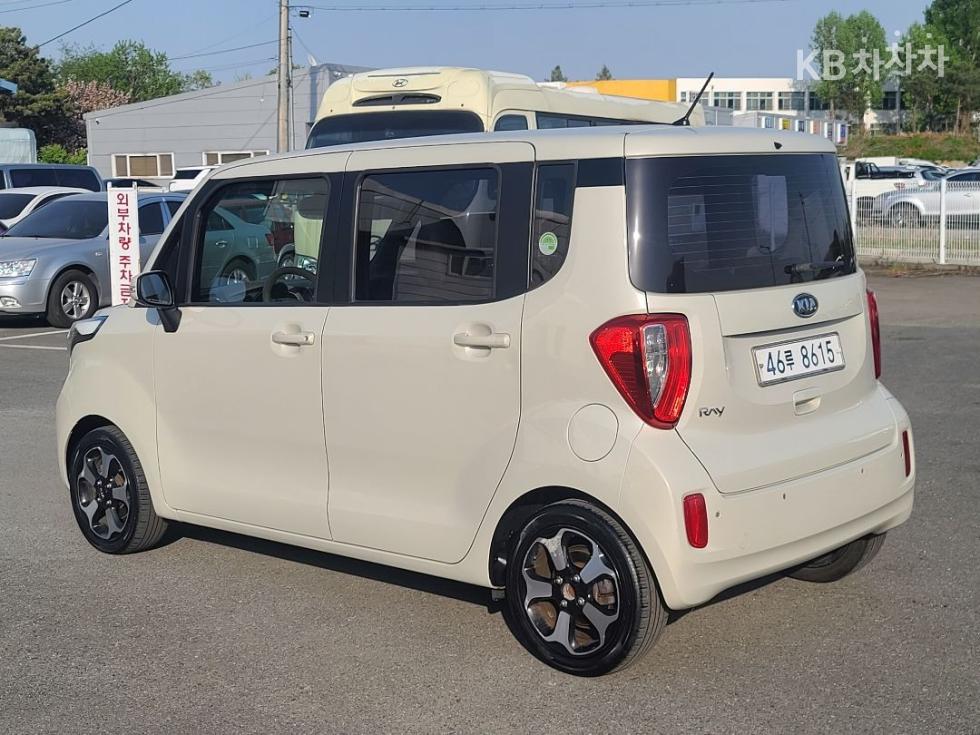 2012 - kia ray