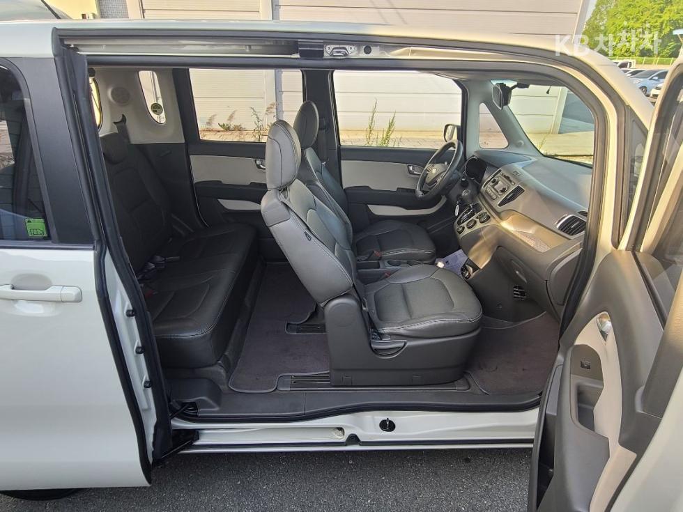 2012 - kia ray