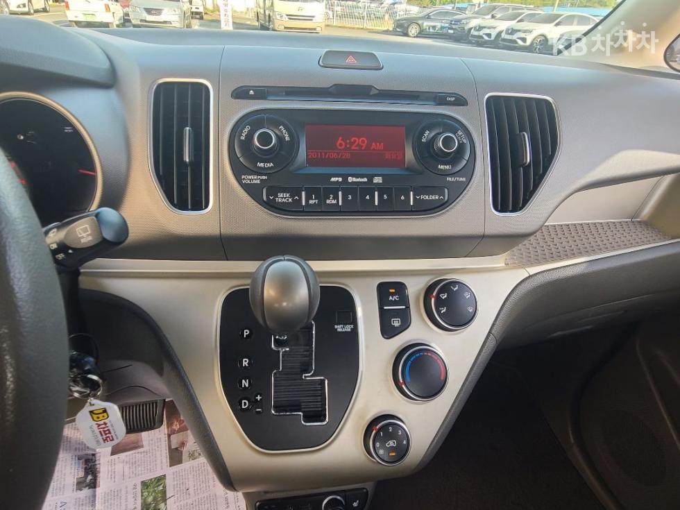 2012 - kia ray