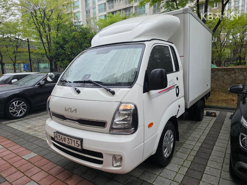 2024 - kia bongo iii
