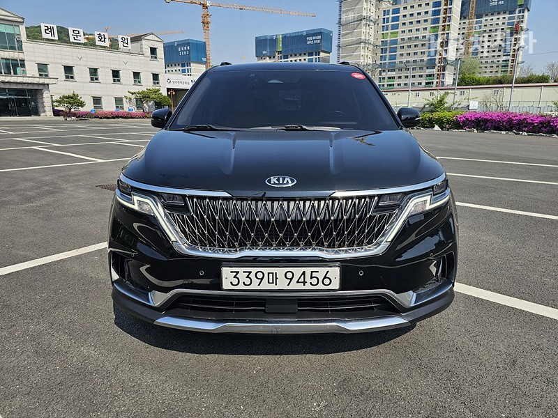 2021 - kia carnival
