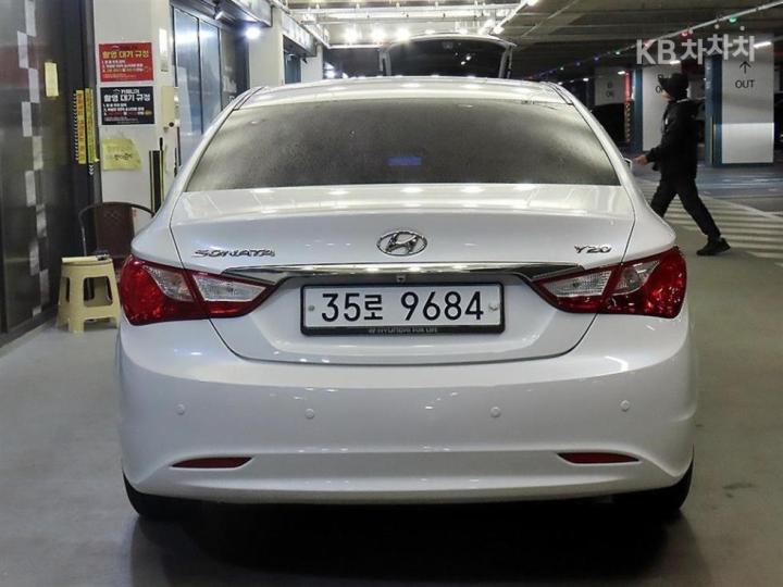 Hyundai Sonata The LPI Style 6