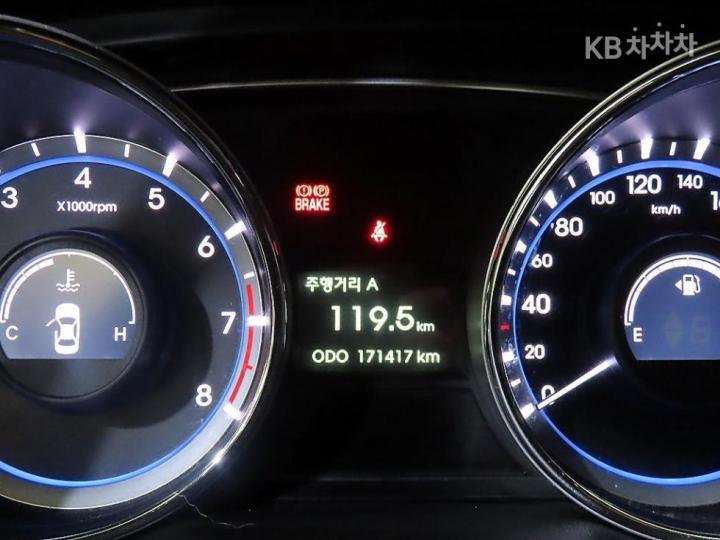 Hyundai Sonata The LPI Style 10