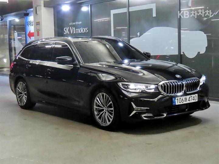 BMW 3 Series G20 320i Touring Luxury Line