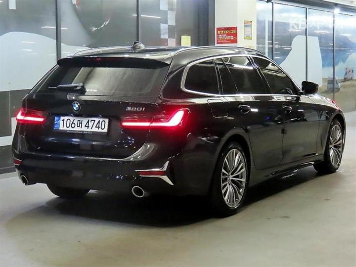 BMW 3 Series G20 320i Touring Luxury Line — фото 4