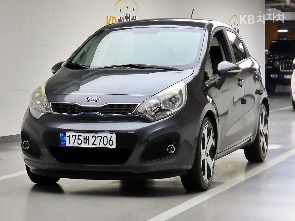2013 - kia pride