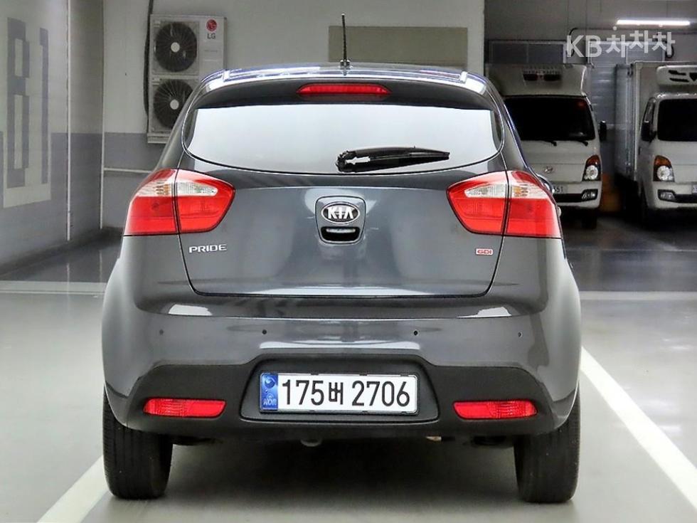 2013 - kia pride
