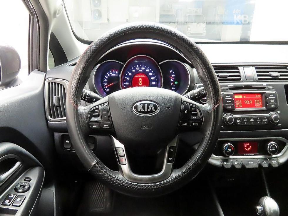 2013 - kia pride