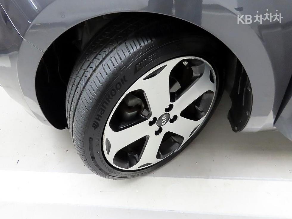 2013 - kia pride