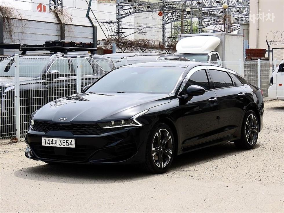 2021 - kia k5
