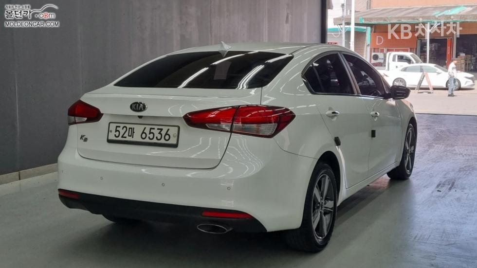 2018 - kia k3