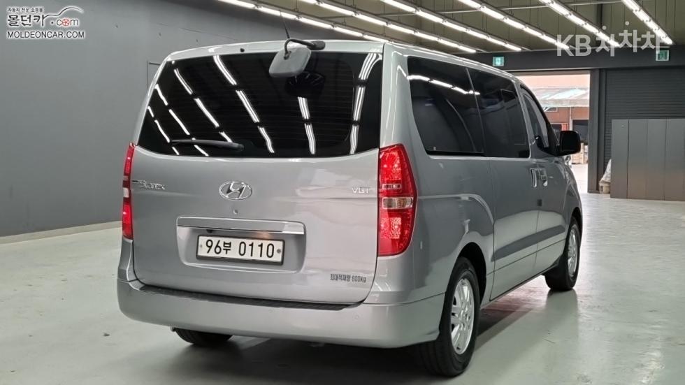 2018 - hyundai grand starex