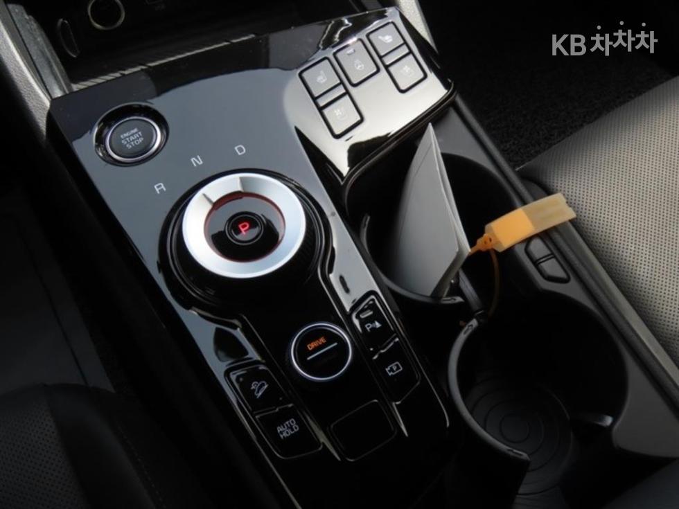 2024 - kia sportage